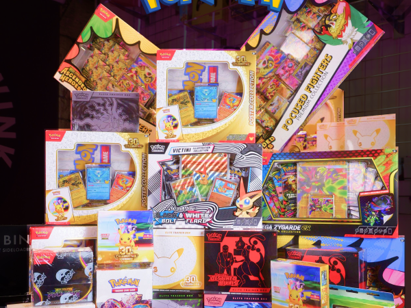 ULTIMATE £5000 Pokémon Bundle! 10,000+ Instant Wins